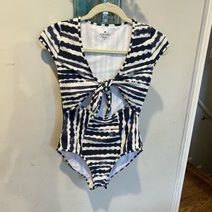 Athleta tie-front swimsuit, size S